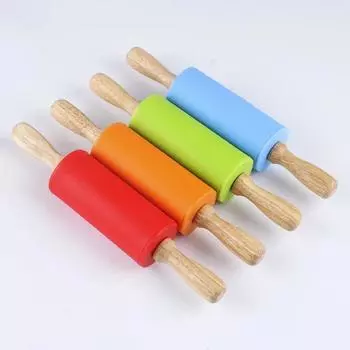 Silicone Rolling Pin for Kids, Non-stick Surface and Comfortable Wood Handles for Baking красный