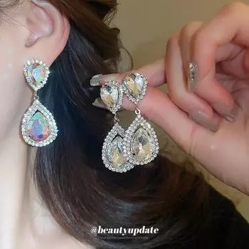 Silver Needle Water Drop Diamond Earrings for Women, Versatile Fashion, Elegant Design, Light Luxury Feel Silver Needle серебряный