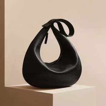 Simple and Fashionable Top-grain Leather Underarm Bag for Commuting, A Lychee Textured Leather Handbag, A Shoulder Bag for Women