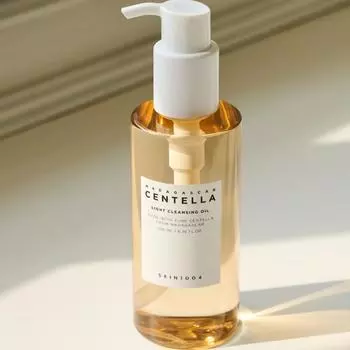 Skin1004 [Нет. 1 в течение 117 недель подряд] Skin1004 Легкое очищающее масло с мадагаскарской центеллой, 200 мл Centella light/200ml