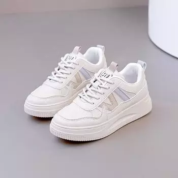 Small board shoes women s spring and autumn new models with skirts, small white shoes, students are versatile and not tired of feet 35