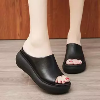 Soft leather cool slippers women s summer wear retro casual one-word drag fashionable versatile comfortable thick-bottomed muffin slippers 35 темно-коричневого