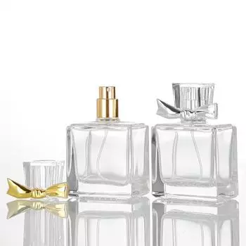 Spot 50ml Square Glass Perfume Bottle with Bow Lid and Thick Grid Base Spray 30ml серебряный