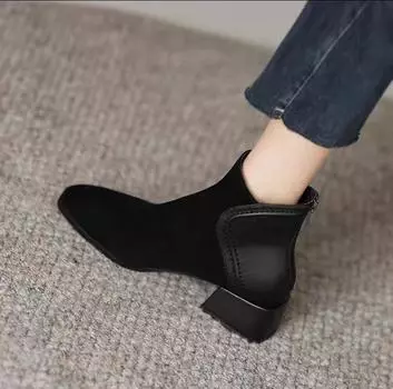 Square head Chelsea short boots autumn and winter new British temperament simple sheepskin low heel flat women s boots fashion boots 35