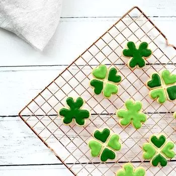 St. Patrick s Day Shamrock Four Leaf Clover DIY 3D Cookie Cutter Fondant Molds Baking Decoration Tool For Cake Mold Party Lucky