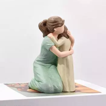 Статуэтка матери и дочери из смолы, обнимающая статую матери и дочери, подарок на день рождения на День матери для спальни