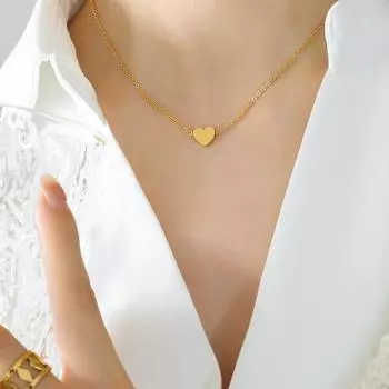 Стиль Isn t Wind Chocker Маленькое персиковое сердечко Love Ожерелье из титановой стали 18-каратного золота Цепочка на ключицу P113