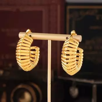 Стильные серьги-подвески в форме буквы C, персонализированный дизайн, медный материал, покрытый 18-каратным золотом, ювелирные изделия для женщин