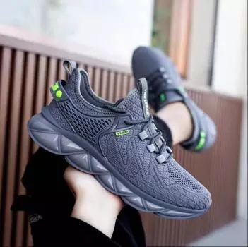 Summer Flyknit Low Top Sneaker Running Shoes Trendy Breathable Soft Sole Shoes Casual Coconut Men s Shoes 39