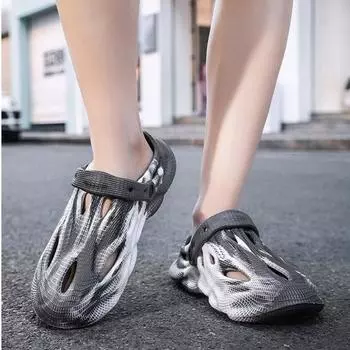 Summer Men s Shoe Outdoor Male Slipper Hole Cheap Shoes Stylish Hot Designer Luxury Liquidation Sale Clappers 2024 Eva Slides 36