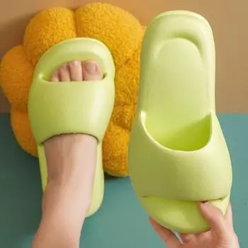 Super thick slippers women s summer new fashion outer wear solid color eva step on shit feeling indoor home cool slippers 36-37 белый