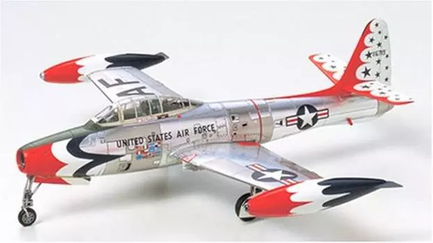 Tamiya 172 Warbird Collection WB-62 F84G Thunderbirds