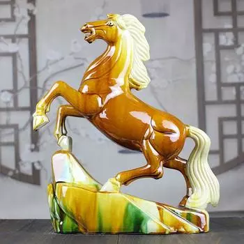 Tang Sancai Керамическая лошадь Ремесла Украшения и подарки Гостиная Офис Успех Лошадь немедленно Китай Стиль Животные Орнамент