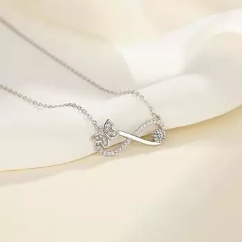 Темпераментное ожерелье Mosang Stone Butterfly Cross для женщин с легкой роскошью и передовым дизайном Sense Neckwear