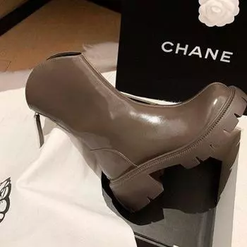 Thick heel thick sole Martin boots women s 2024 new fashion temperament fashion boots niche design short boots tide 35 чёрный