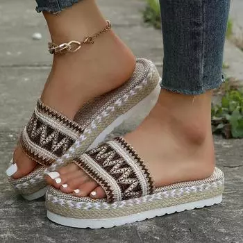 Thick-soled slippers women s foreign trade new European and American large-size woven edge ethnic style colored strips fish mouth Roman cool slippers 35 чёрный
