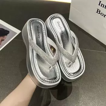 Thick Soles Increase Sandals Female Summer Wear Muffin Bottom Flip-flops 2025 New Clip-on Non-slip Beach Shoes 35 серебряный