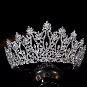 Тиары и короны для женщин Parmalanbe Luxury Cz Королевская корона свадебные аксессуары для волос кристалл головной убор ювелирные изделия 15.0*6.0cm белый