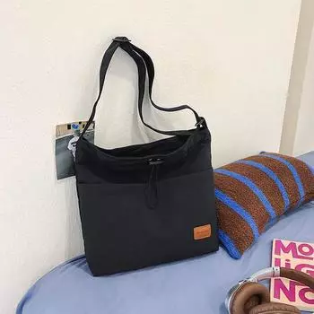 Trend casual tote bag women s new fashion versatile nylon bag large capacity shoulder bag чёрный