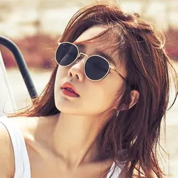 Trend Star Same Style Очки Европейские Американские Маленькие Овальные Очки Светлые Солнцезащитные Очки Анти-Радиационные Очки Для Женщин серебряный