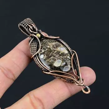 Turtella Fossil Gemstone Чистая медная проволока Обернутая ювелирная подвеска ручной работы 3.35 Inches коричневый