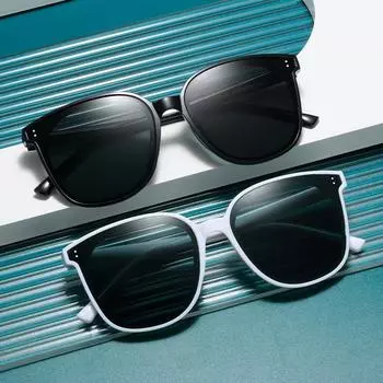 Two-Point Sunglasses Trendy Big Face Thin Sunglasses Women Anti-Ultraviolet Glasses Men