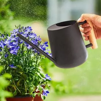 Удобная лейка с длинным носиком из нержавеющей стали для полива в помещении