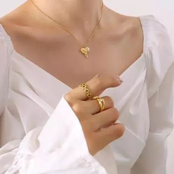 Unique Temperament Jewelry Set Melted Heart Zircon Inlaid Pendant Necklace Niche Design Earrings