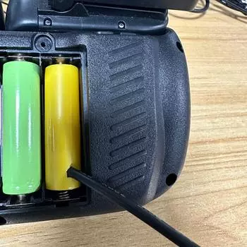 USB 5 В, 2 А до 3 В 1 А, фиктивная батарея, кабель питания, средства для замены батарей, линия замены, 2 батарейки LR6 по 1,5 В для игрушечного пульта дистанционного управления 1M