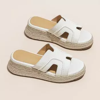 Versatile outer wear holiday style comfortable open-toed sandals new retro straw thick sole one-word fashion sandals 35 бежевый