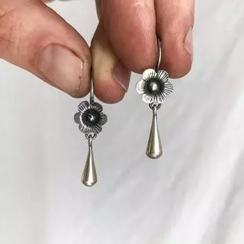 Винтажные серебряные серьги с каплями воды и цветком, геометрические серьги с черным камнем для женщин, длинные висячие серьги, свадебные украшения для помолвки