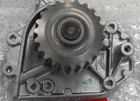 Водяной насос двигателя-DOHC, Eng Code: B16A2, VTEC, 16 клапанов DNJ WP217B