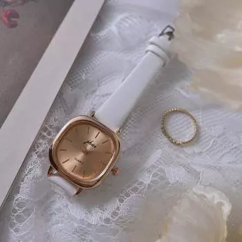 Vogue Simple Wrist Watch Casual Dial Наручные часы для женщин Высококачественные квадратные женские часы с кожаным ремешком и браслетом Винтажные женские часы белый