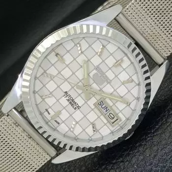 ВОССТАНОВЛЕННЫЕ МУЖСКИЕ ЧАСЫ SEIKO 5 AUTOMATIC, СДЕЛАНО В ЯПОНИИ, БЕЛЫЙ ЦИФЕРБЛАТ, ИЗГОТОВЛЕНЫ НА ЗАКАЗ a440002-2 QV90-a440002