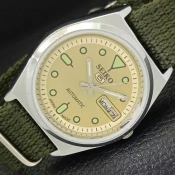 ВОССТАНОВЛЕННЫЕ ВИНТАЖНЫЕ МУЖСКИЕ ЧАСЫ SEIKO 5 AUTOMATIC JAPAN С ЗОЛОТЫМ ЦИФЕРБЛАТОМ a435115-2 R122-a435115