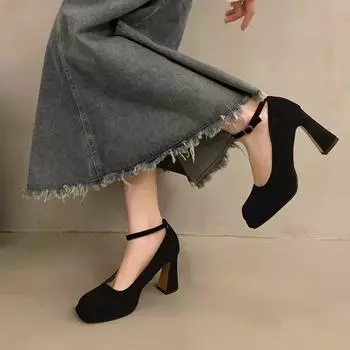 Waterproof table thick heel single shoes 2024 new spring and autumn Korean version small man square head one word buckle with high heels women 34