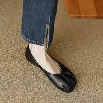 Weiwei girl 993-1 round head single shoes women s flat-bottomed pleated one-pedal retro grandma shoes soft-soled Mary Jane shoes 35 абрикосовый