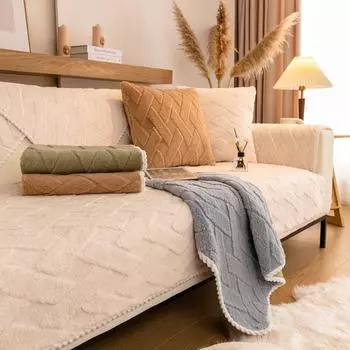 winter New Three-dimensional Jacquard Comfortable Velvet Sofa Cushion Modern Simple Non-slip Sofa Cushion Towel 70x70