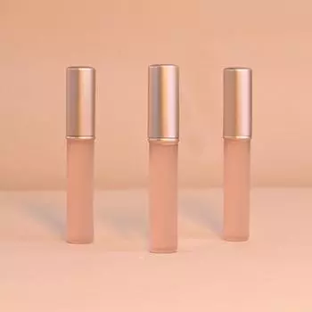 with Protect Cap Round Head Lip Brush Silicone Concealer Brush Lipstick Smudge Brush Makeup Brush розовый