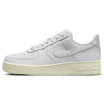 Кроссовки женские Nike Air Force 1 Premium Summit белые DR9503-100 36.5