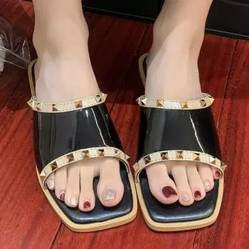 Women s summer new rivet designer open-toe slippers casual comfortable thick-soled non-slip wear-resistant flip-flops36--43sizes 36 грязно-белый