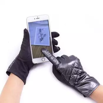 Women s Winter Padded and Thickened Warm Touch Screen Gloves Students Cycling Convenient and Comfortable Split Finger Gloves