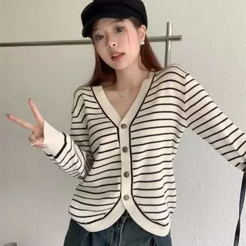 Women Spring Autumn Sweaters V-neck Irregular Stripe Knitted Cardigan Fashion Long Sleeve Casual loose Short Tops Korean Style Cardigans Sweater one size чёрный