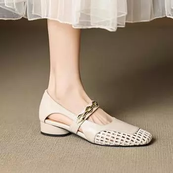 Woven mesh hole shoes spring and autumn square head thick heel one-word buckle metal hollow fashion sandals 35