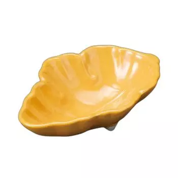 Yellow diagonal chiyoguchi Small bowl leaf-shaped [10.573cm]