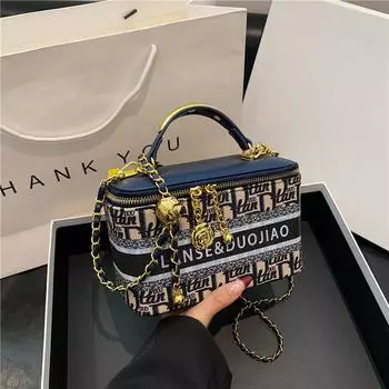 Женская сумка Feel box, сумка-мессенджер на одно плечо в иностранном стиле 2025 года, новая модная ретро-переносная сумка-коробка для женщин хаки