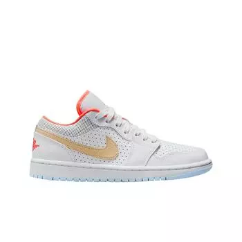 Женские кроссовки Jordan 1 Low SE White Sesame DC9509-100