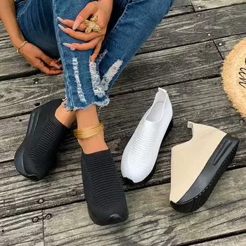 Женские кроссовки Летние сетчатые дышащие мокасины Slip on Мягкая трикотажная обувь Дизайнерские нескользящие повседневные кроссовки больших размеров для женщин 35 бежевый