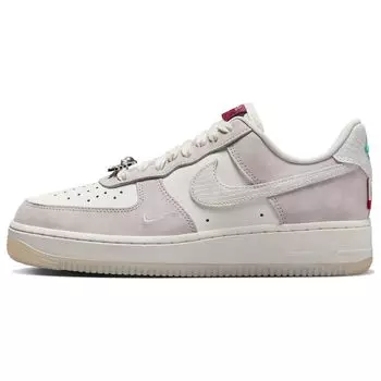 Женские кроссовки Nike Air Force 1 07 LX Year of the Dragon Фиолетовый парус платиново-фиолетовый FZ5066-111 42
