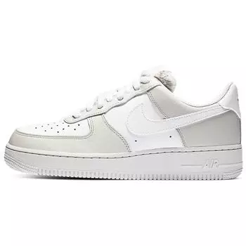 Женские кроссовки Nike Air Force 1 07 Low Light Bone кремовые Photon-Dust Life-Lime DC1165-001